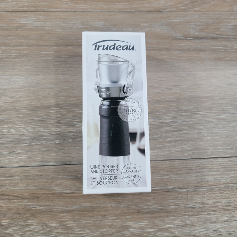 Trudeau Wine Pourer and Stopper Dripless Bottle Plug Black‎ Clear 0971503 NEW
